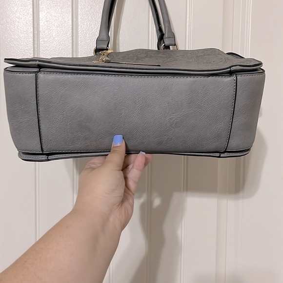 Marc New York Andrew Marc Tote Bag - Picture 7 of 14